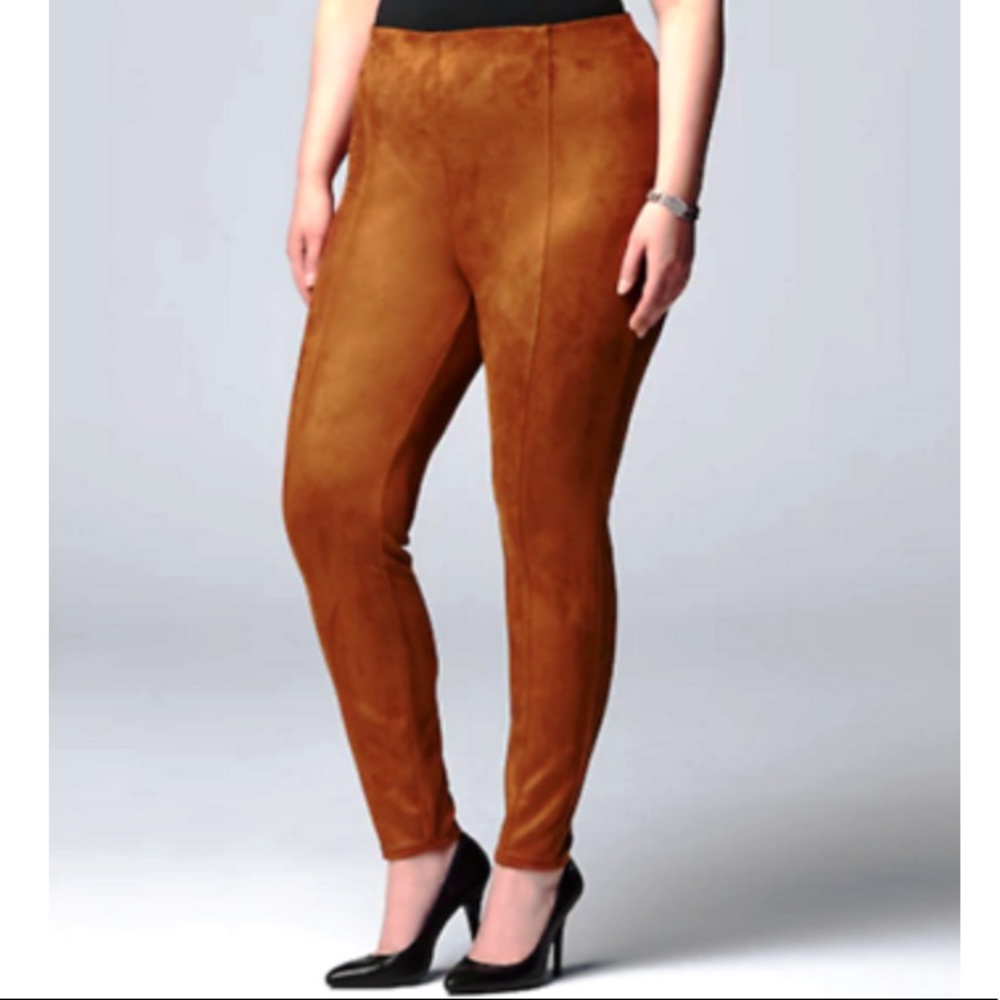 Simply Vera Wang microsuede skimmer Plus leggings‎